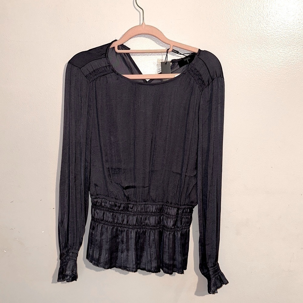 Tahari Top